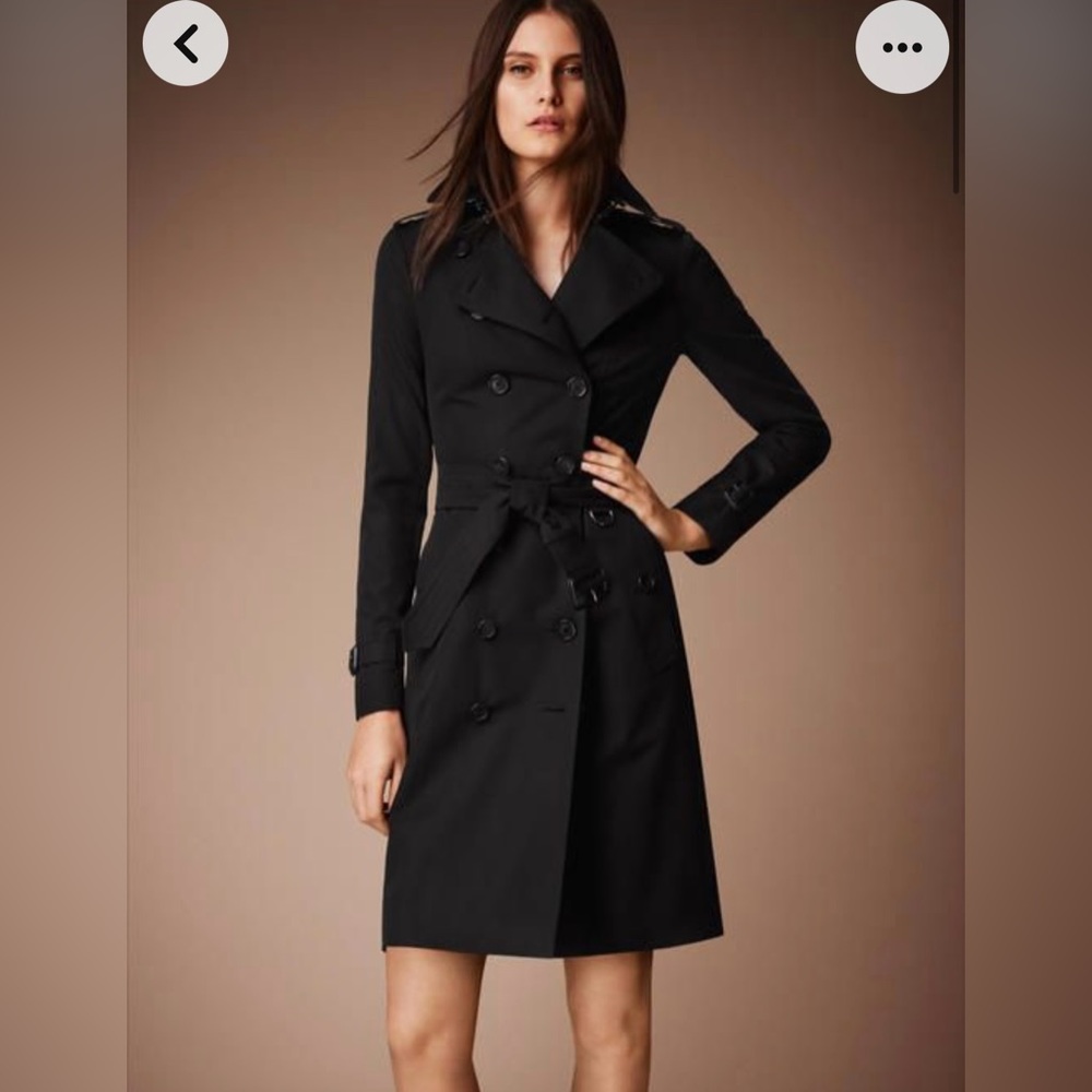 Burberry Sandringham long trench